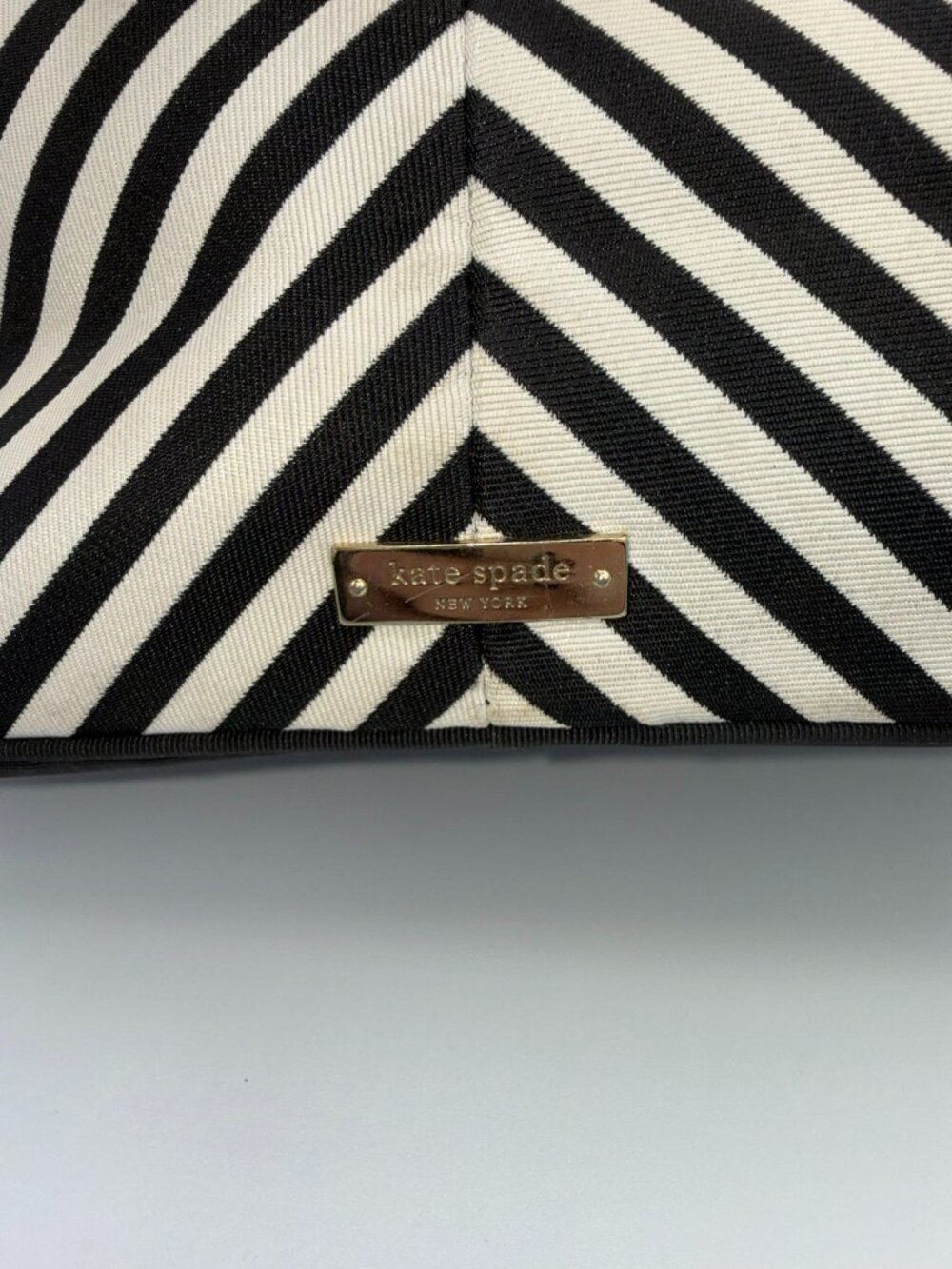 Kate Spade Black White Canvas Striped Bow Handbag Purse Classic Chic - Picture 8 of 16